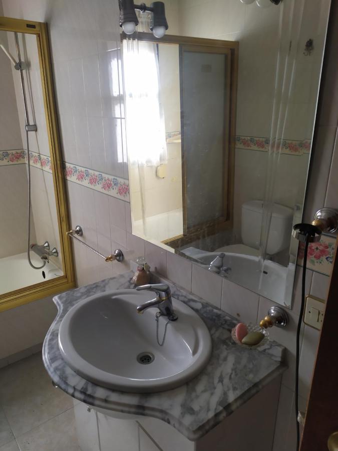 Habitacion Privada Triple Tolède Extérieur photo