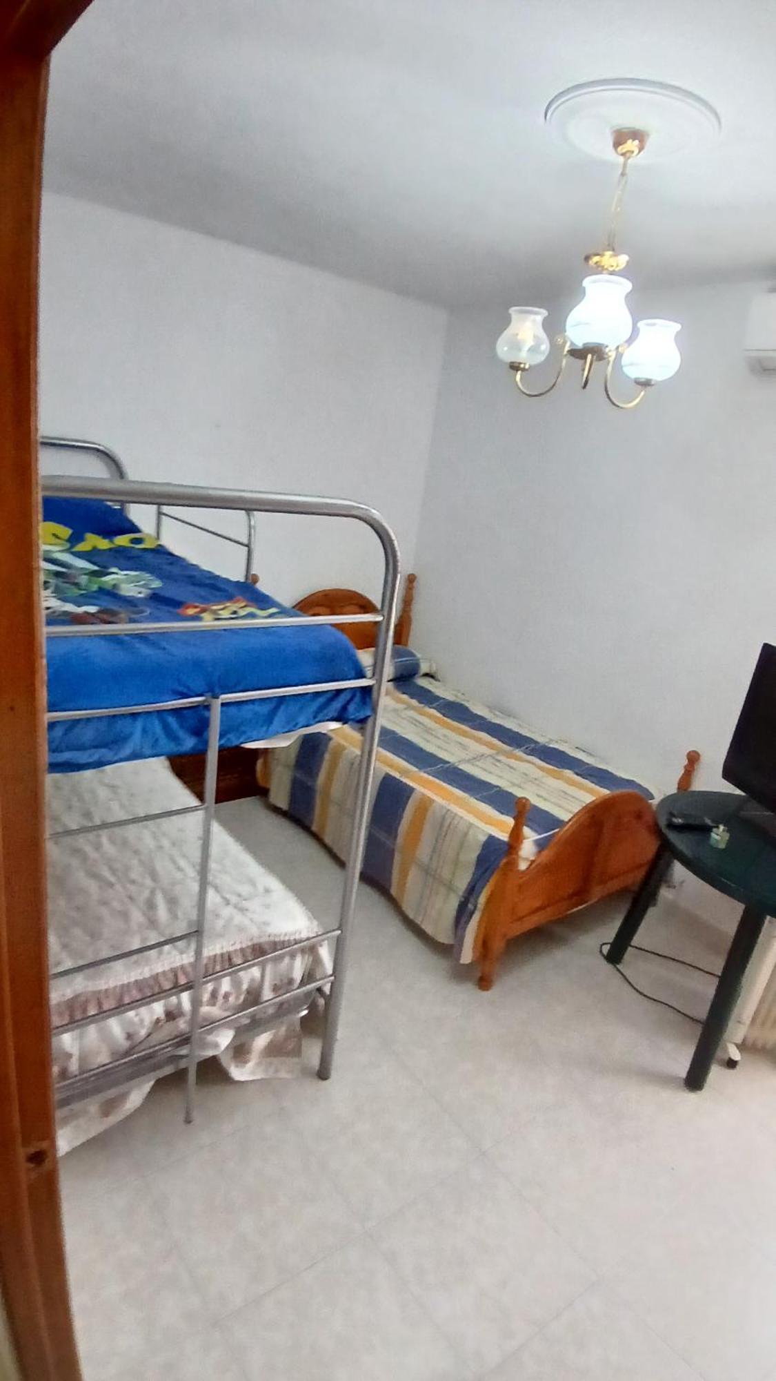 Habitacion Privada Triple Tolède Extérieur photo